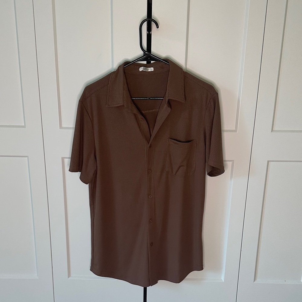 Classic Brown/Rust Button-Down Shirt for Men